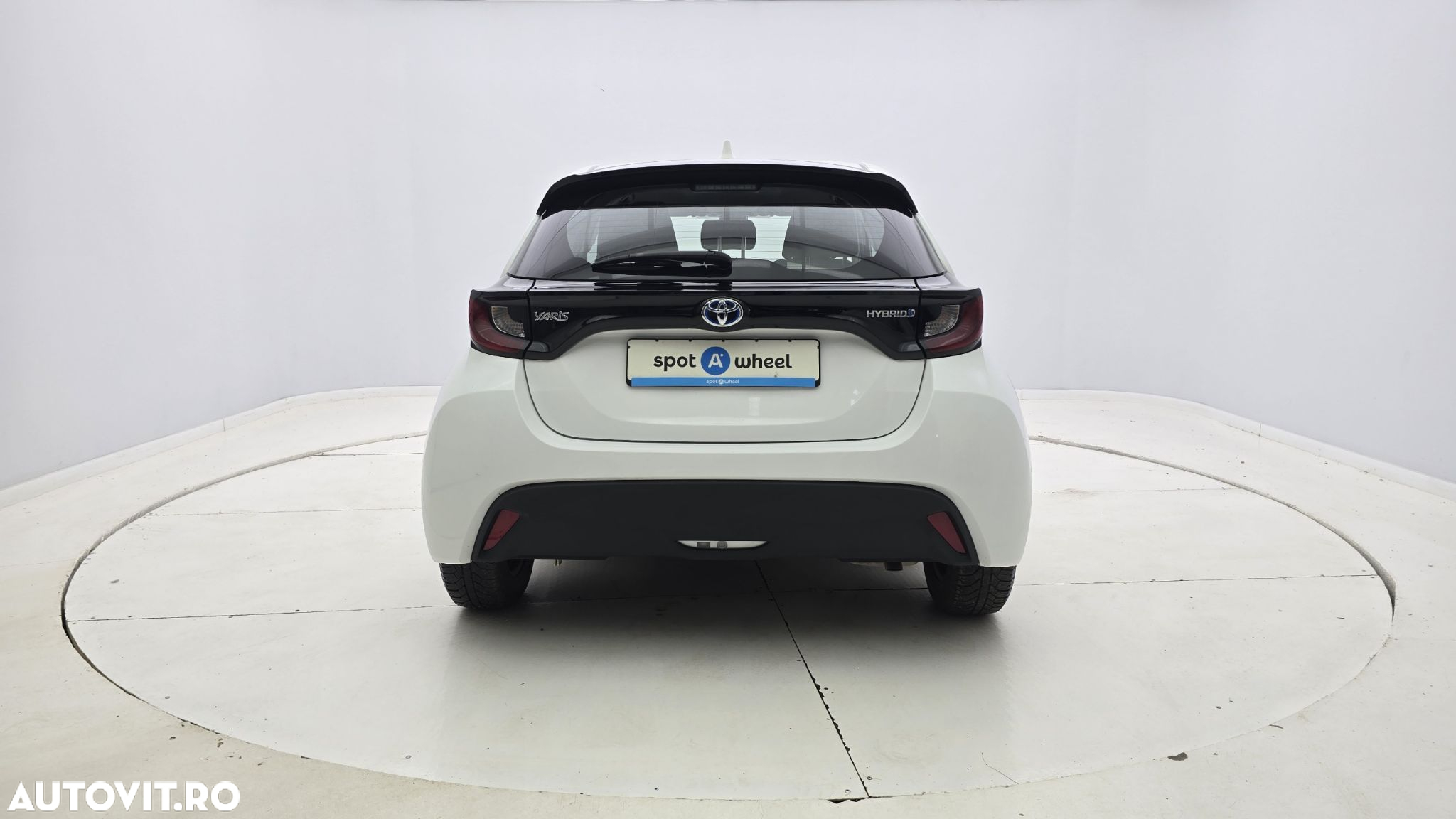 Toyota Yaris 1.5 VVT-i HSD Eco - 7