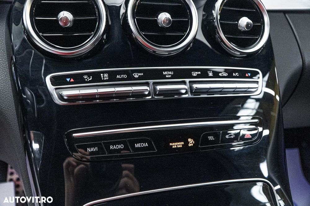Mercedes-Benz C 300 e 9G-TRONIC AMG Line - 34