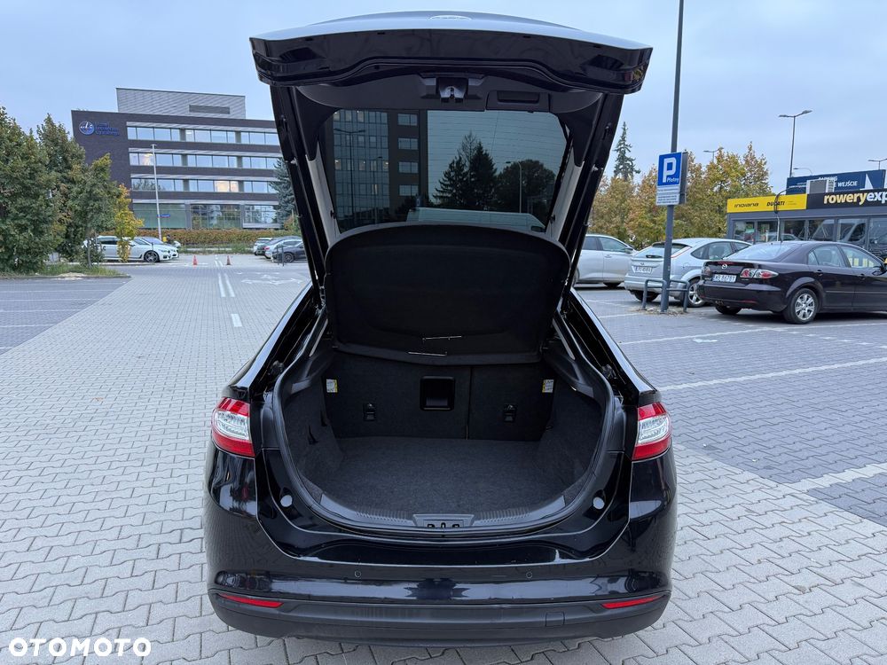 Ford Mondeo - 37