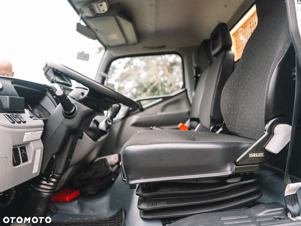 Mitsubishi Fuso Canter - 23