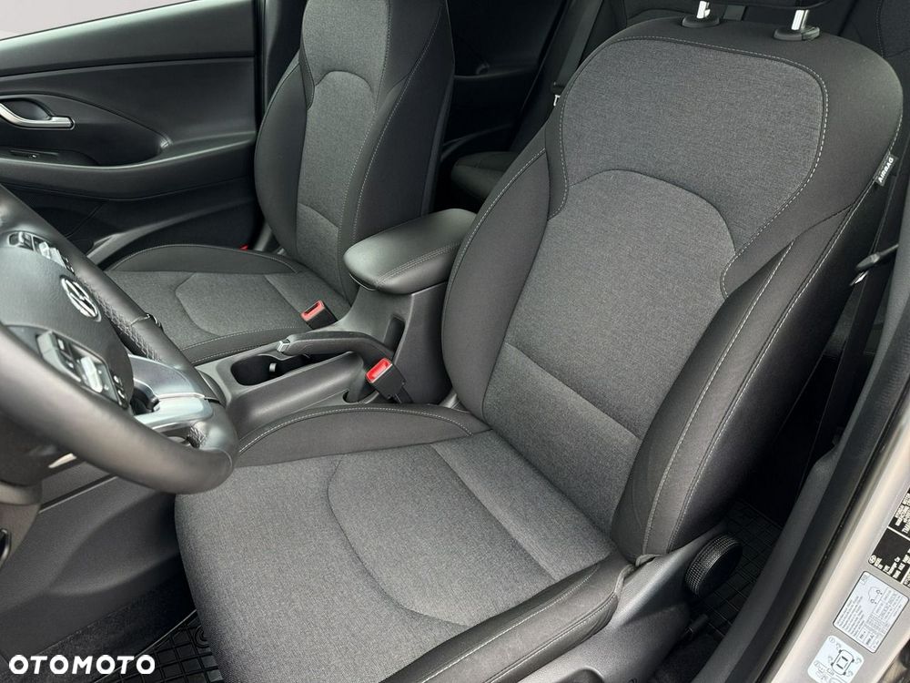Hyundai i30 1.5 T-GDI 48V Smart - 14