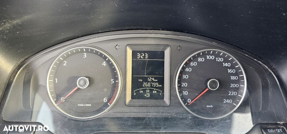 Volkswagen Transporter - 8