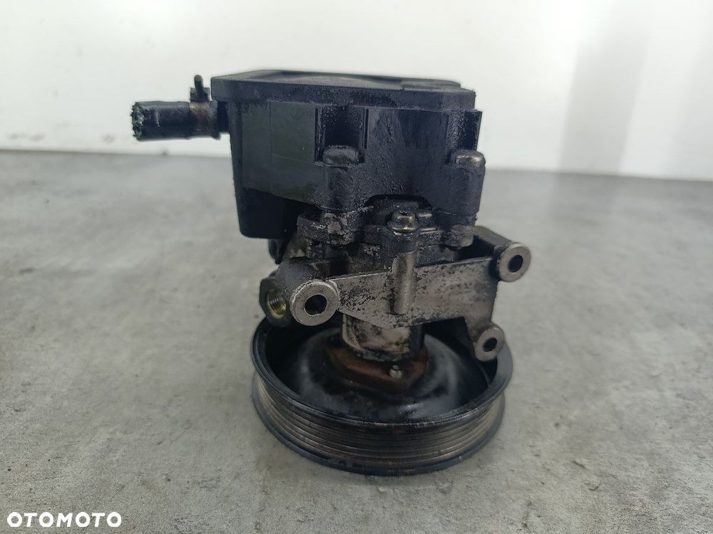 POMPA WSPOMAGANIA MERCEDES-BENZ SPRINTER W903 A6042360010 2.2 313 CDI - 3