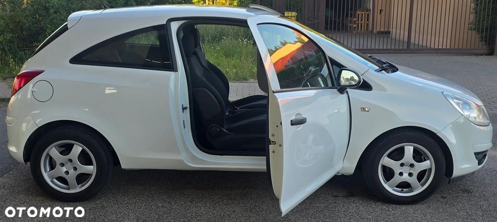 Opel Corsa - 12