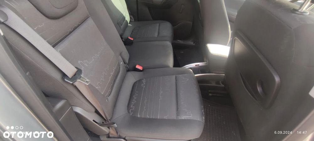 Opel Meriva - 8