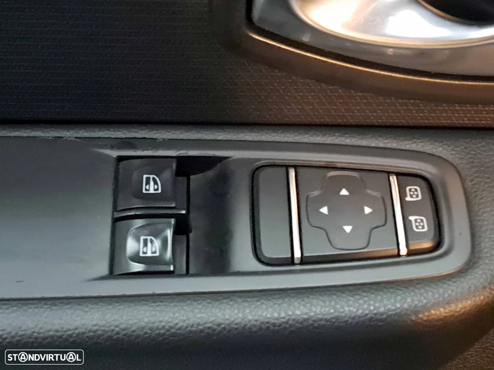 Renault Clio 0.9 TCe Zen - 9