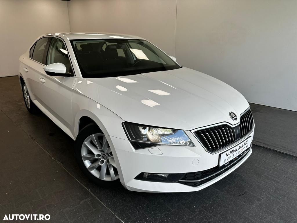 Skoda Superb 2.0 TDI DSG Style - 1