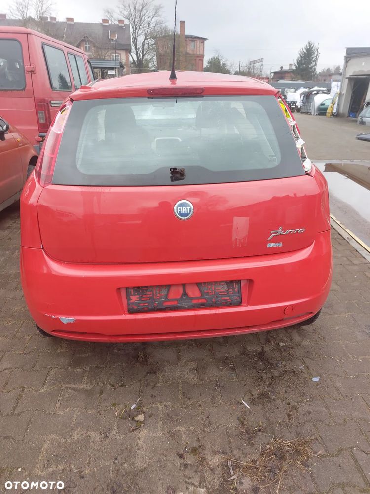 Fiat Grande Punto silnik 1,3 benzyna 2000 r. i 1,3 diesel 2006 na cześci fotel lampa lusterko klapa - 4