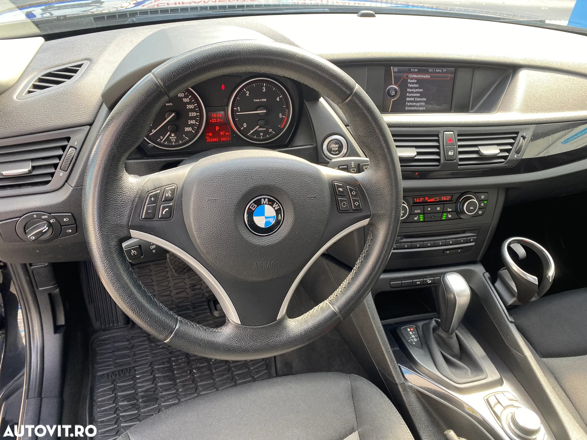 BMW X1 sDrive20d Aut. - 8