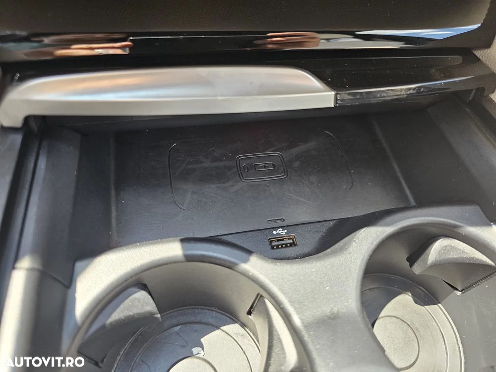 BMW Seria 5 520d xDrive Aut. Luxury Line - 17