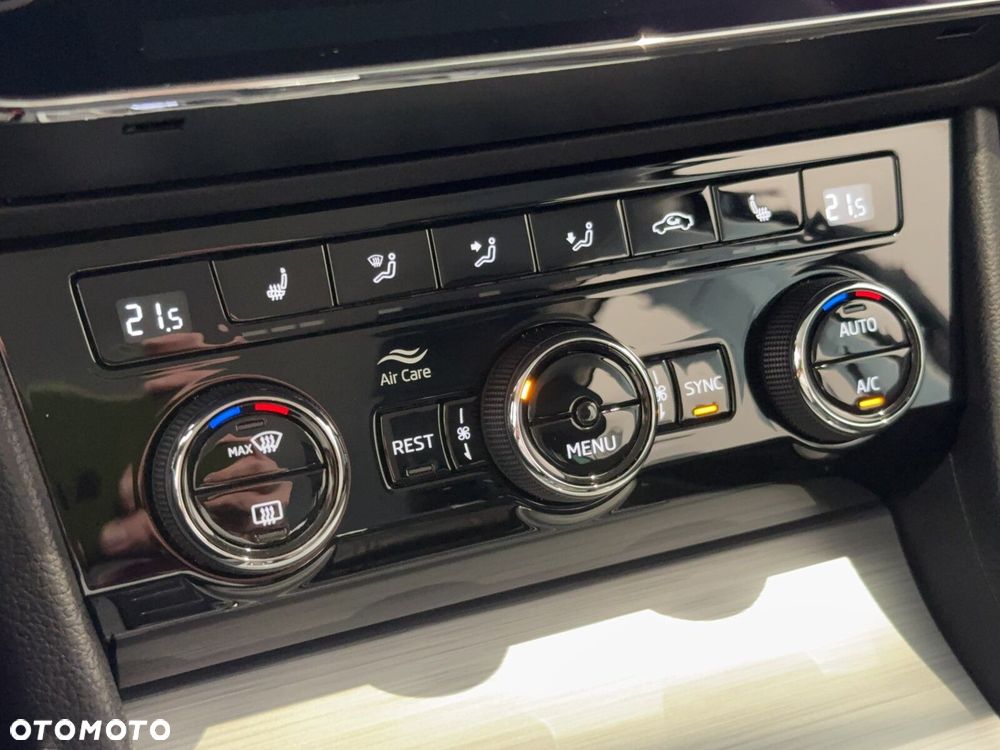 Skoda Superb 2.0 TDI SCR Ambition DSG - 38