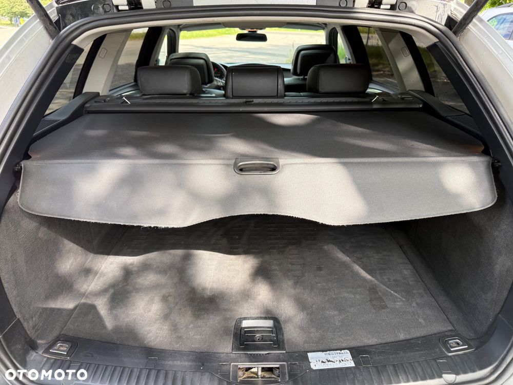 BMW Seria 5 520d Edition Exclusive - 38