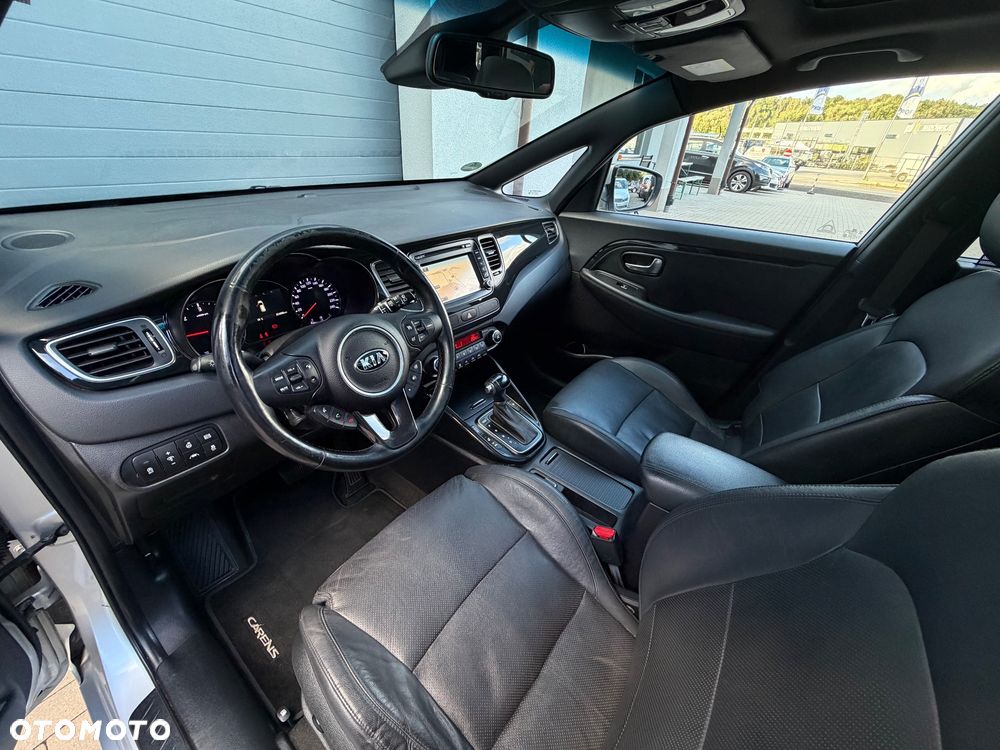 Kia Carens 1.7 CRDi XL 7os 7DCT - 10