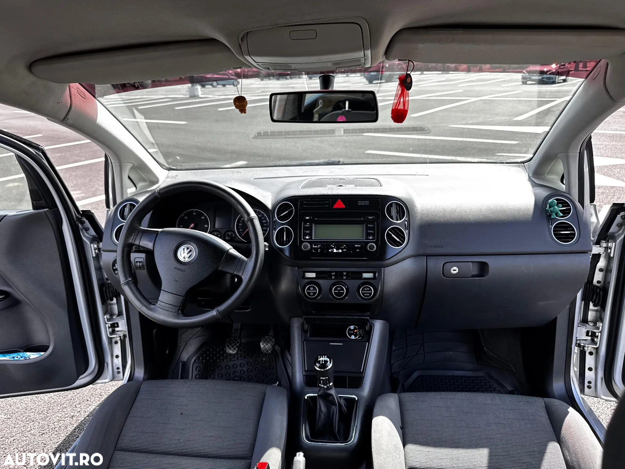 Volkswagen Golf - 3
