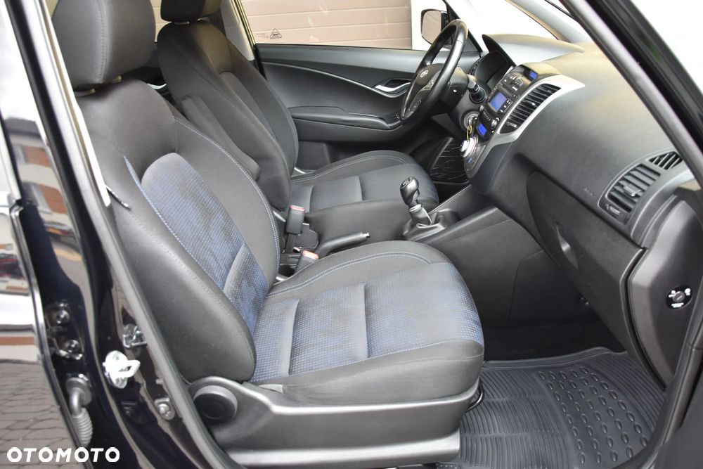 Hyundai ix20 1.4 blue YES Silver - 20