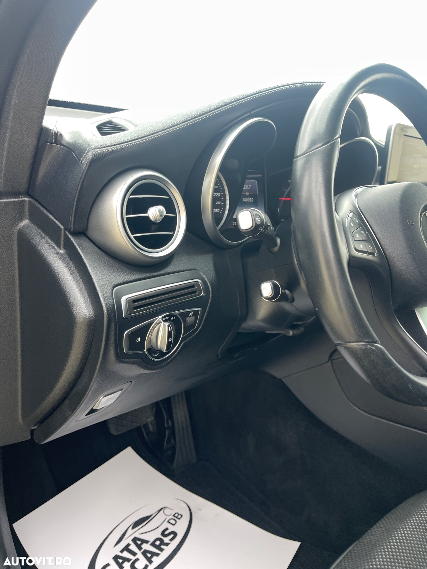 Mercedes-Benz GLC 220 d 4Matic 9G-TRONIC Exclusive - 31