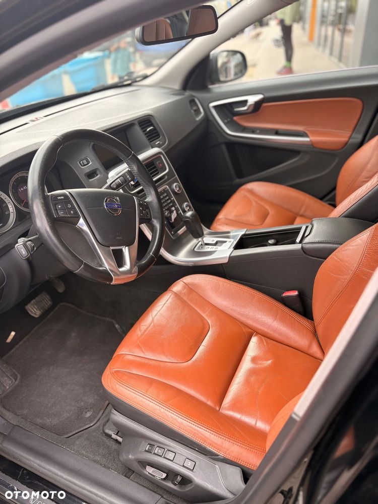 Volvo S60 2.5 T5 - 5