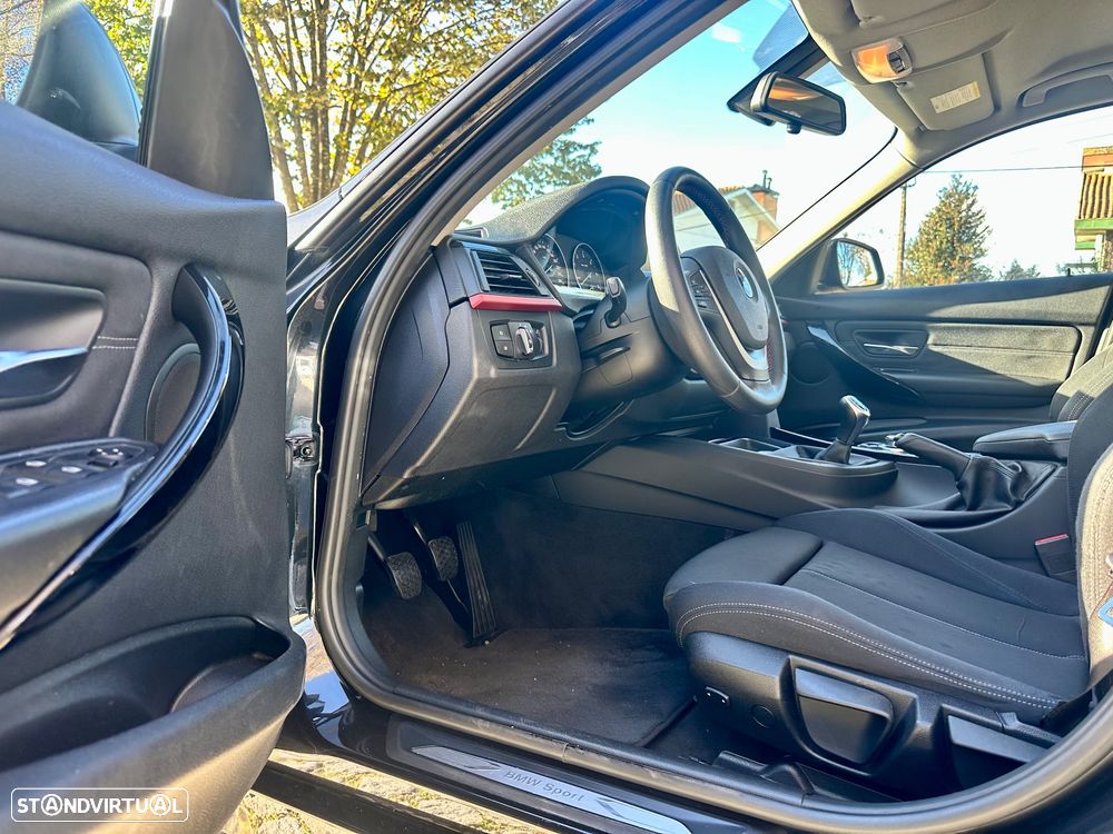 BMW 320 d EfficientDynamics Line Sport - 15