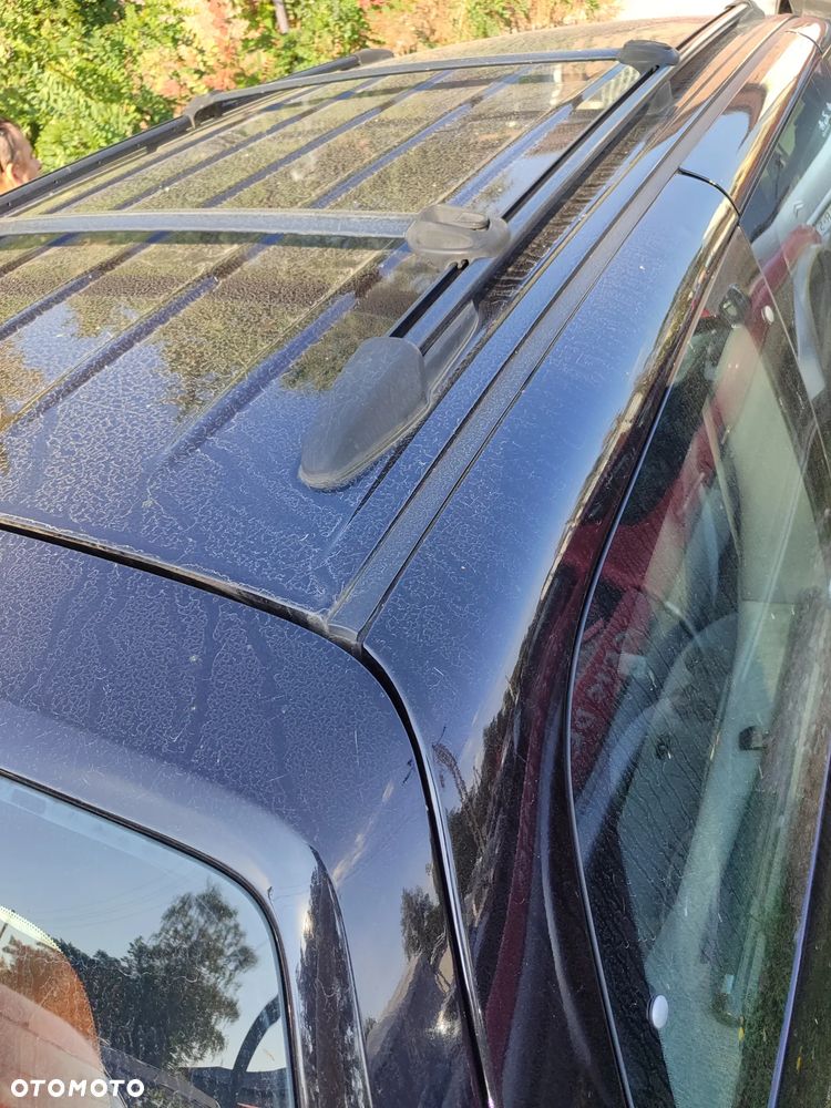 Kia Carnival - 31