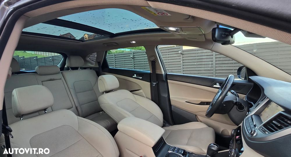 Hyundai Tucson 2.0 CRDI 4WD 6AT Luxury Pack+ - 34