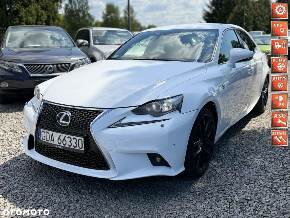Lexus IS - 1