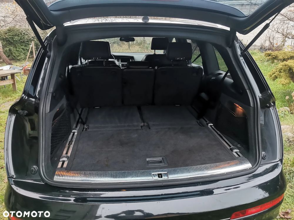 Audi Q7 - 7
