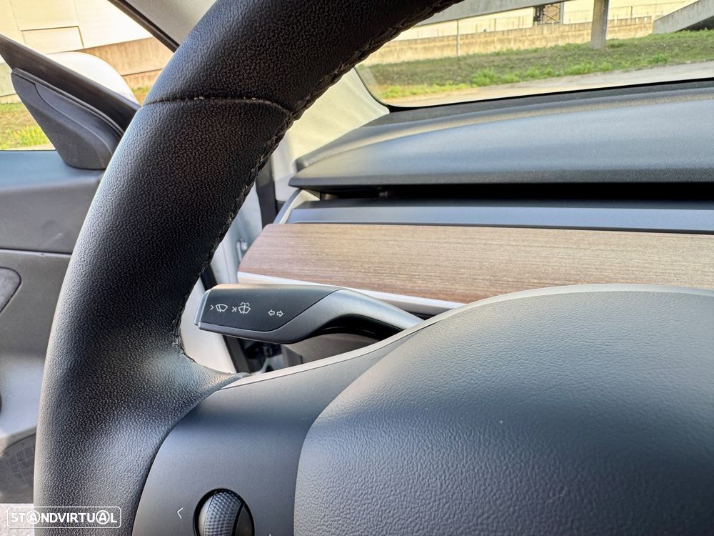 Tesla Model 3 Standard Range Plus RWD - 23