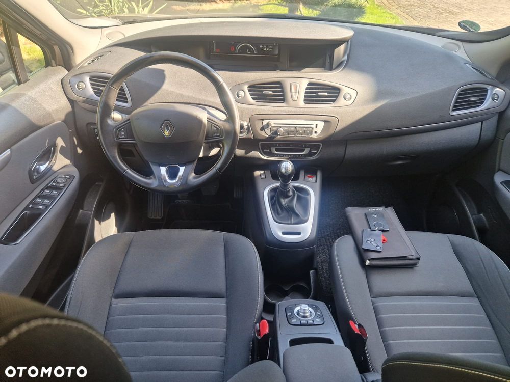 Renault Scenic Energy TCe 130 S&S Bose Edition - 8