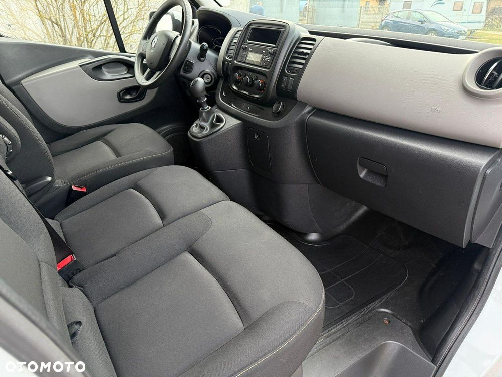 Renault Trafic - 14