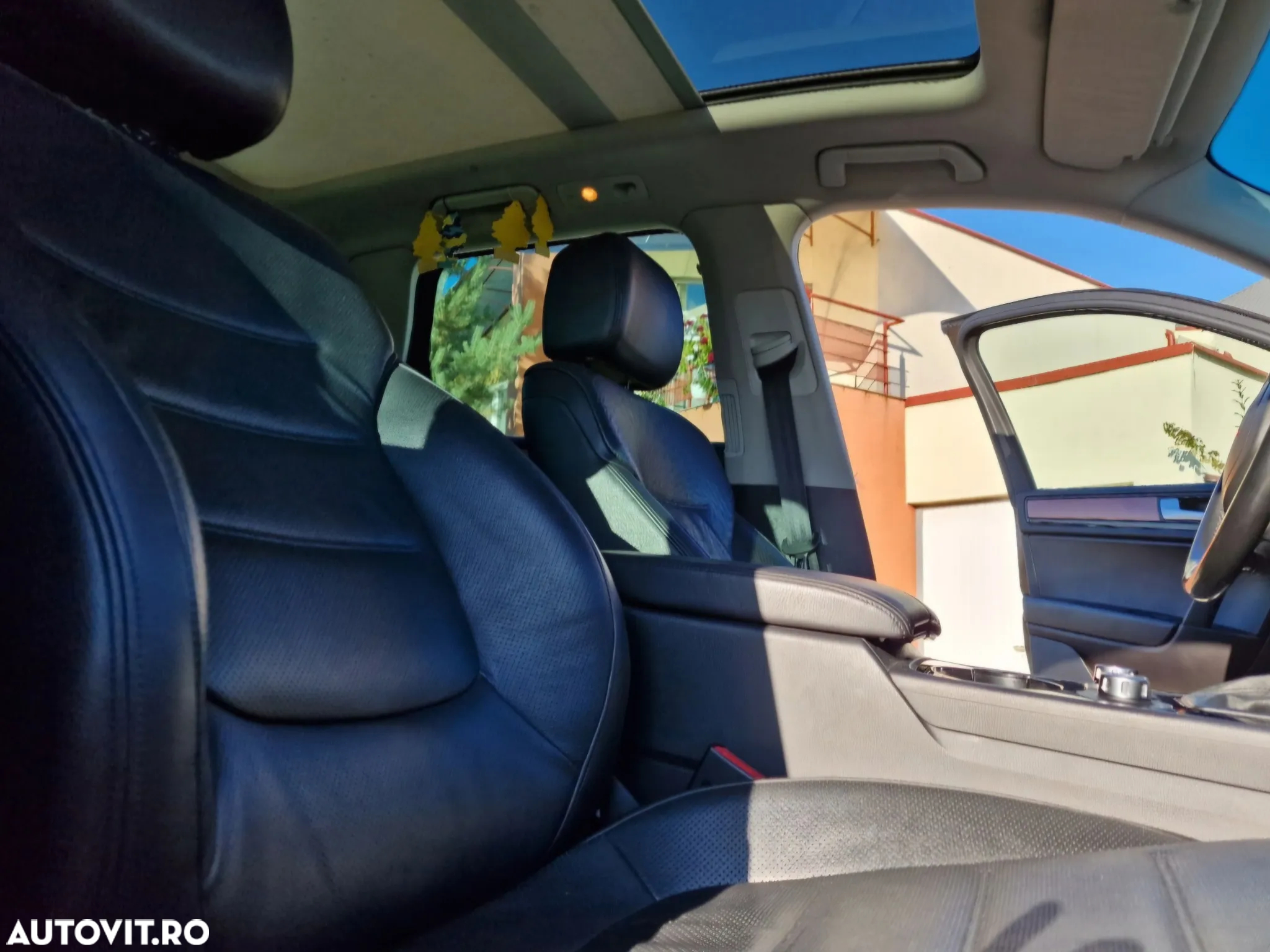 Volkswagen Touareg 3.0 V6 TDI BMT - 12