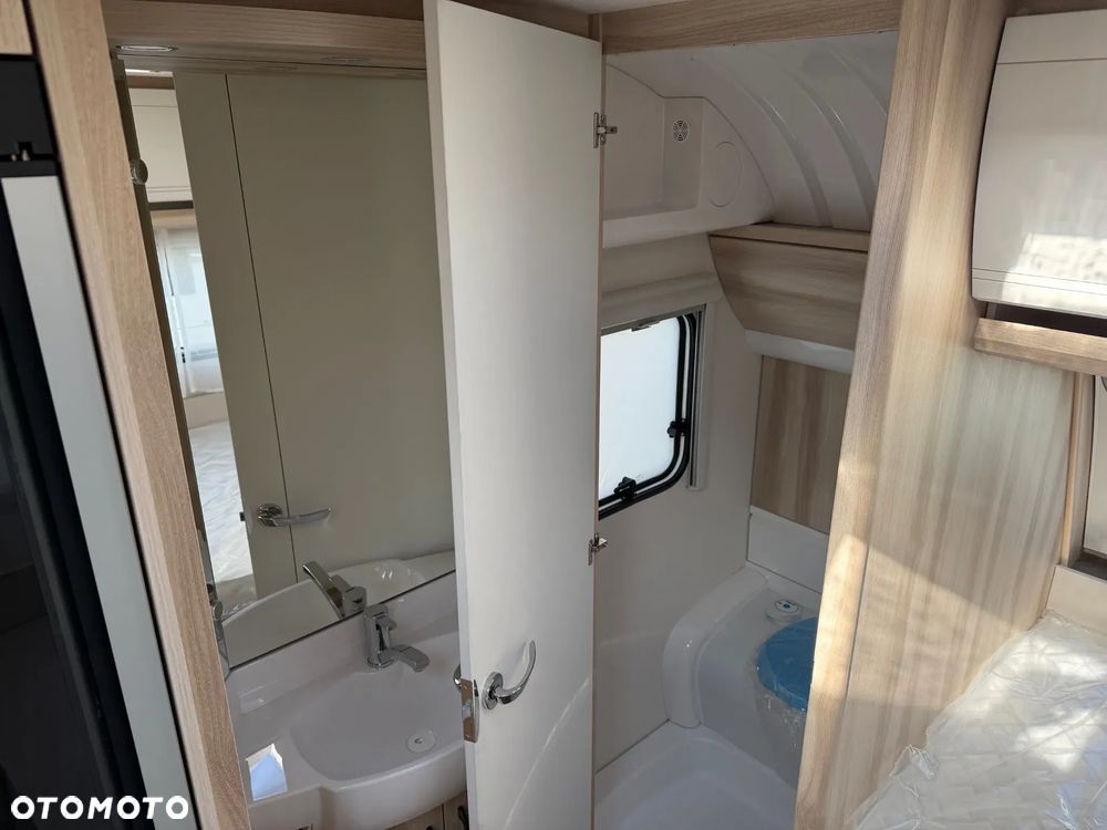 Hobby 460 UFe De Luxe - 9