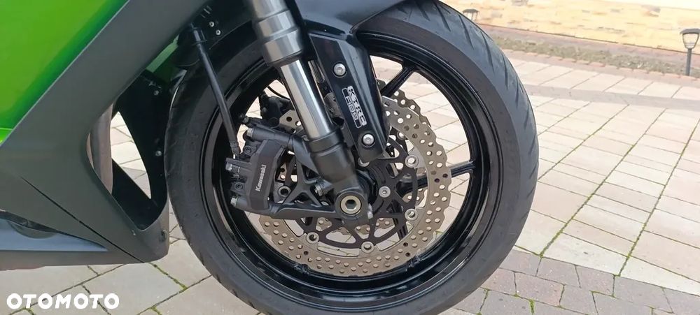 Kawasaki Ninja 1000 SX - 29