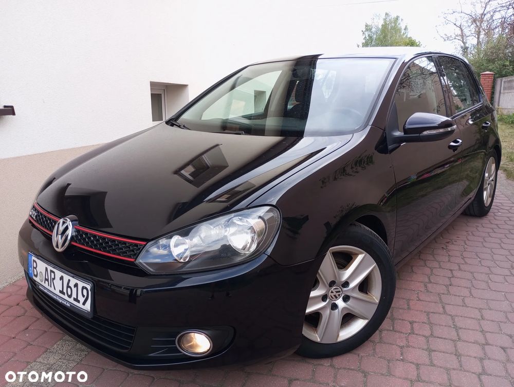 Volkswagen Golf - 1