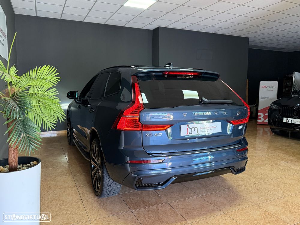 Volvo XC 60 T6 AWD Recharge Geartronic RDesign Expression - 10