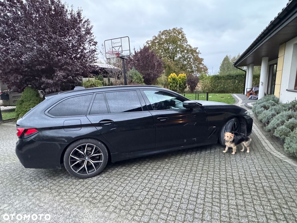 BMW Seria 5 520d xDrive M Sport sport - 5