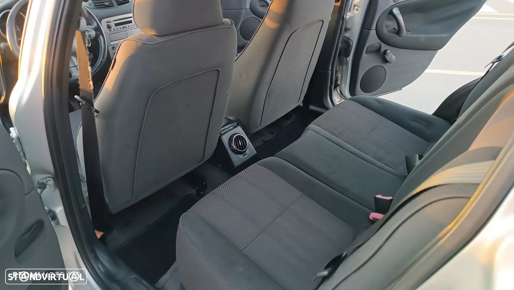 Alfa Romeo 147 1.6 TS Progression - 10