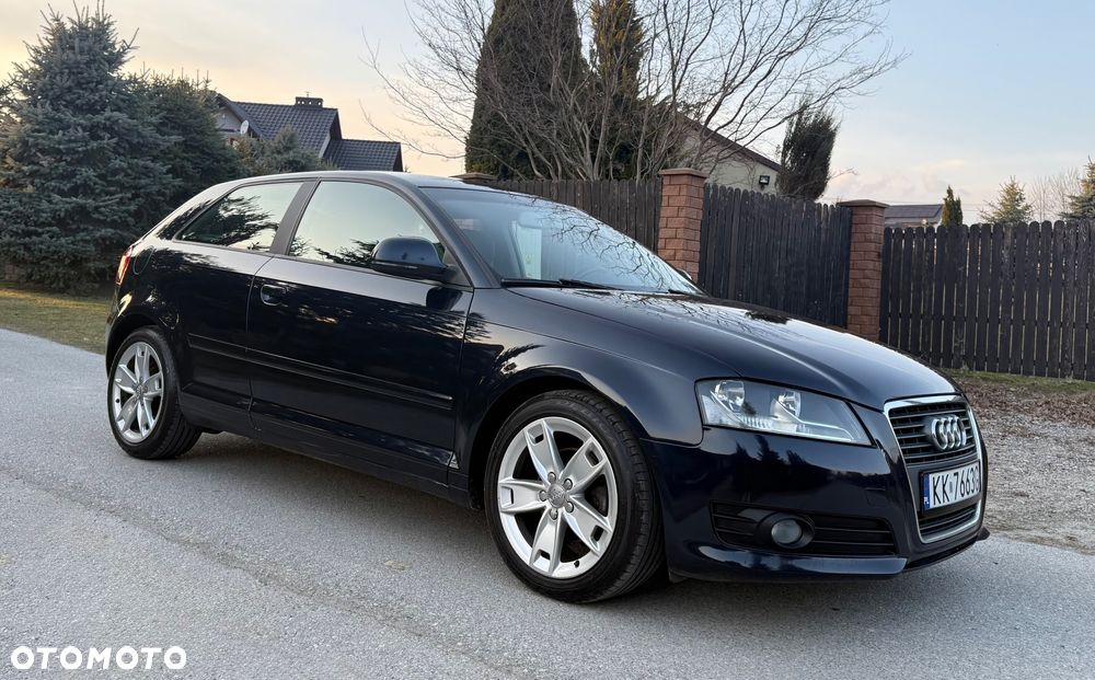Audi A3 3-drzwiowe 1.6 TDI DPF Ambition - 5