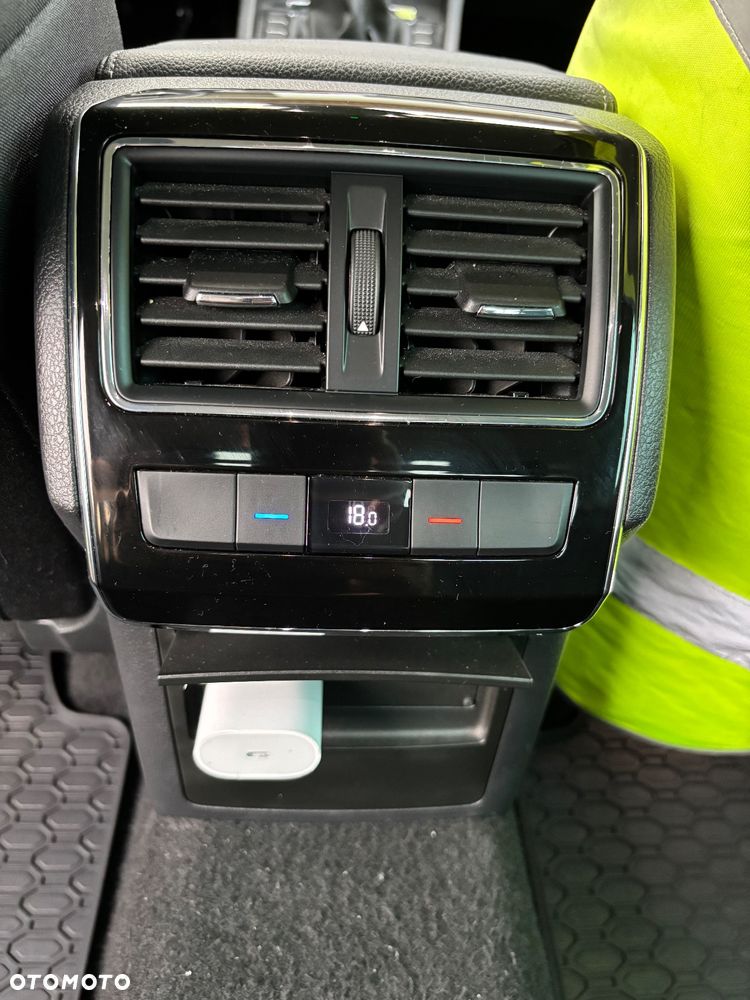 Skoda Superb 2.0 TDI Style - 18