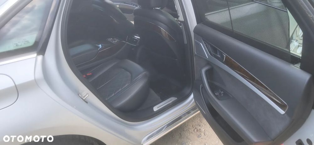 Audi A8 4.2 TDI Quattro - 19