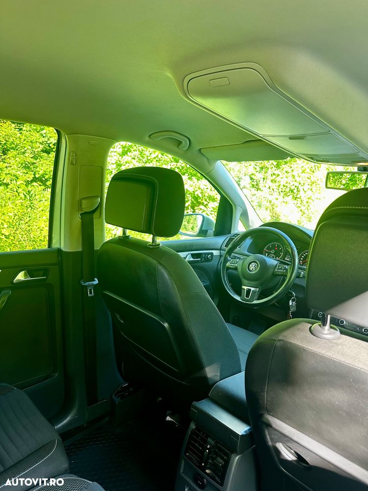 Volkswagen Touran 1.6 TDI Comfortline - 10