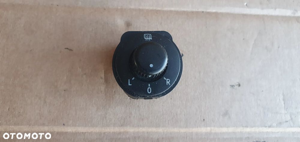 Przełącznik regulacji lusterek VW Polo V 6R 6R1959565F - 1