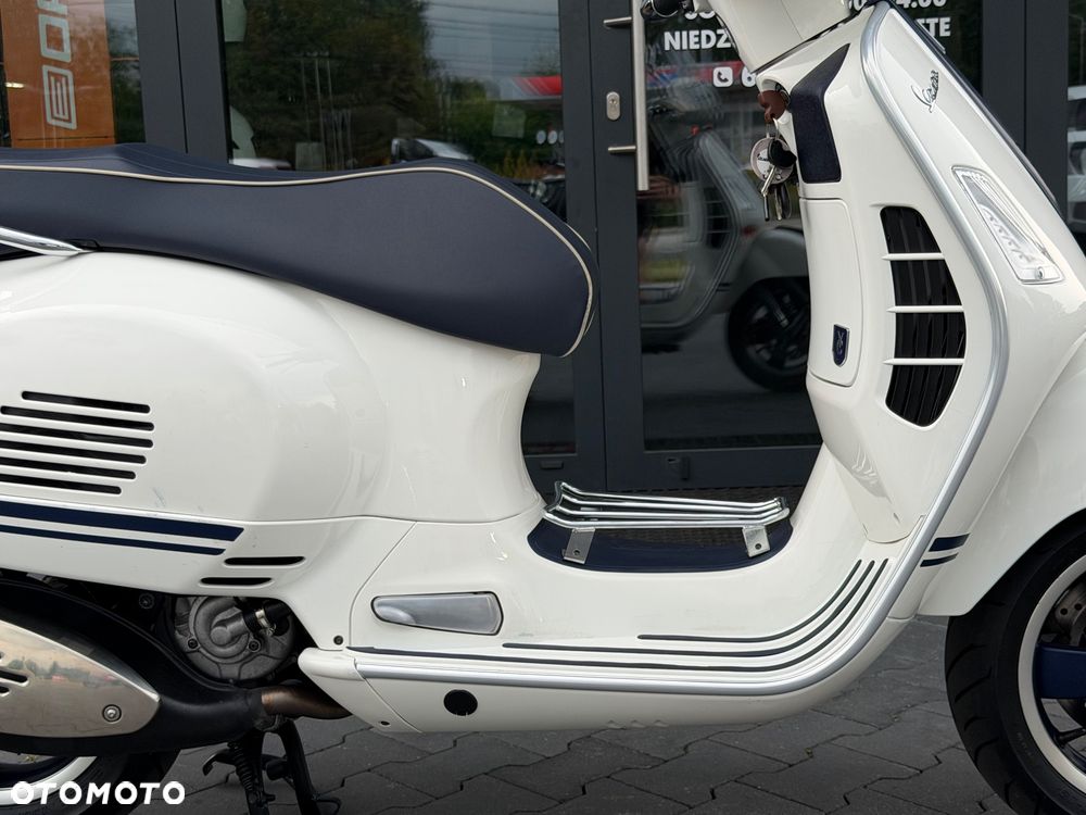 Vespa GTS - 7