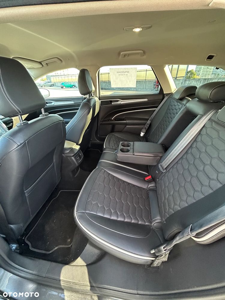 Ford Mondeo Vignale 2.0 TDCi PowerShift - 11