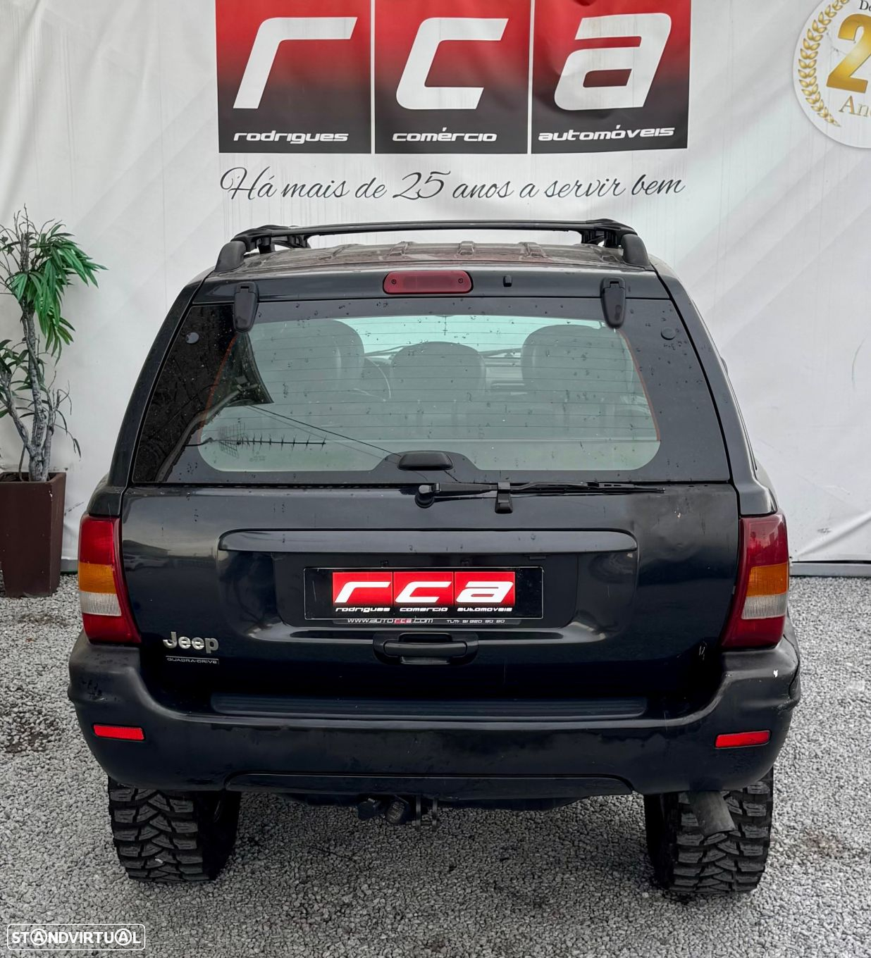 Jeep Grand Cherokee - 29