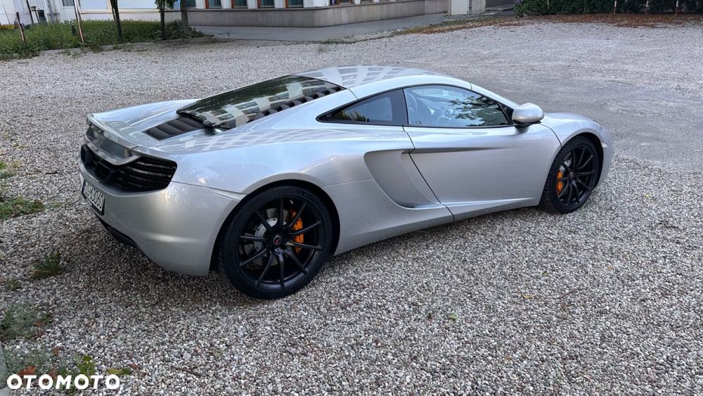 McLaren MP4-12C - 2