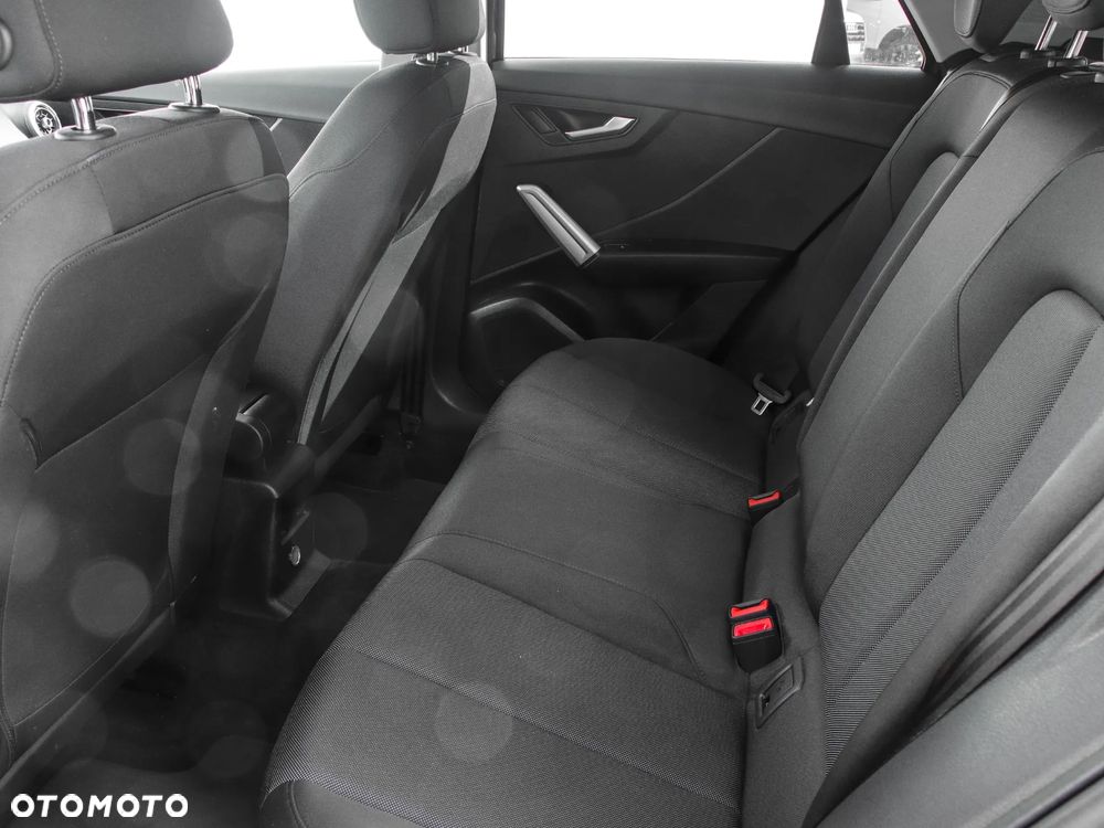 Audi Q2 30 TFSI Advanced - 11