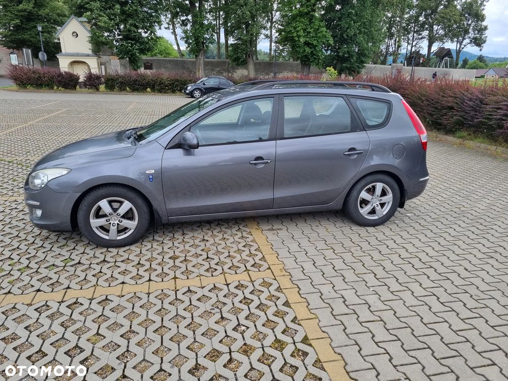 Hyundai i30 1.6 CRDi Comfort - 1