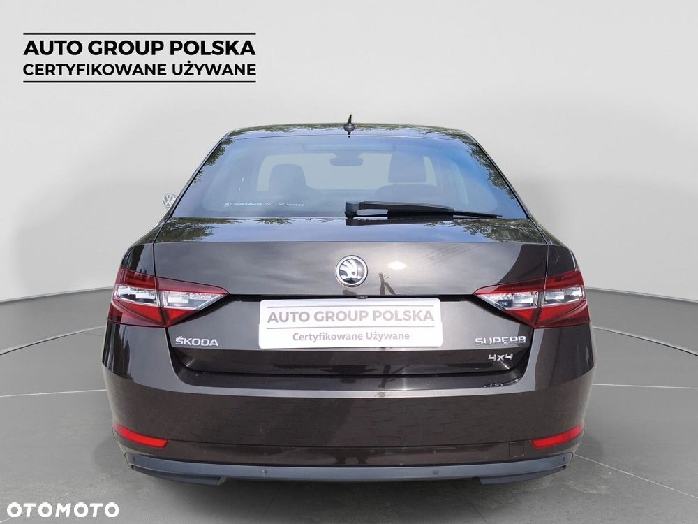 Skoda Superb 2.0 TDI 4x4 Style DSG - 13