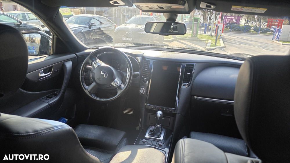 Infiniti QX70 3.7 AWD Aut. S Premium - 16