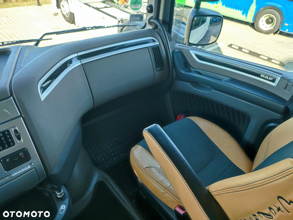 DAF XF 530 FT / STANDARD / SUPER SPACE CAB / TRAXON / - 15